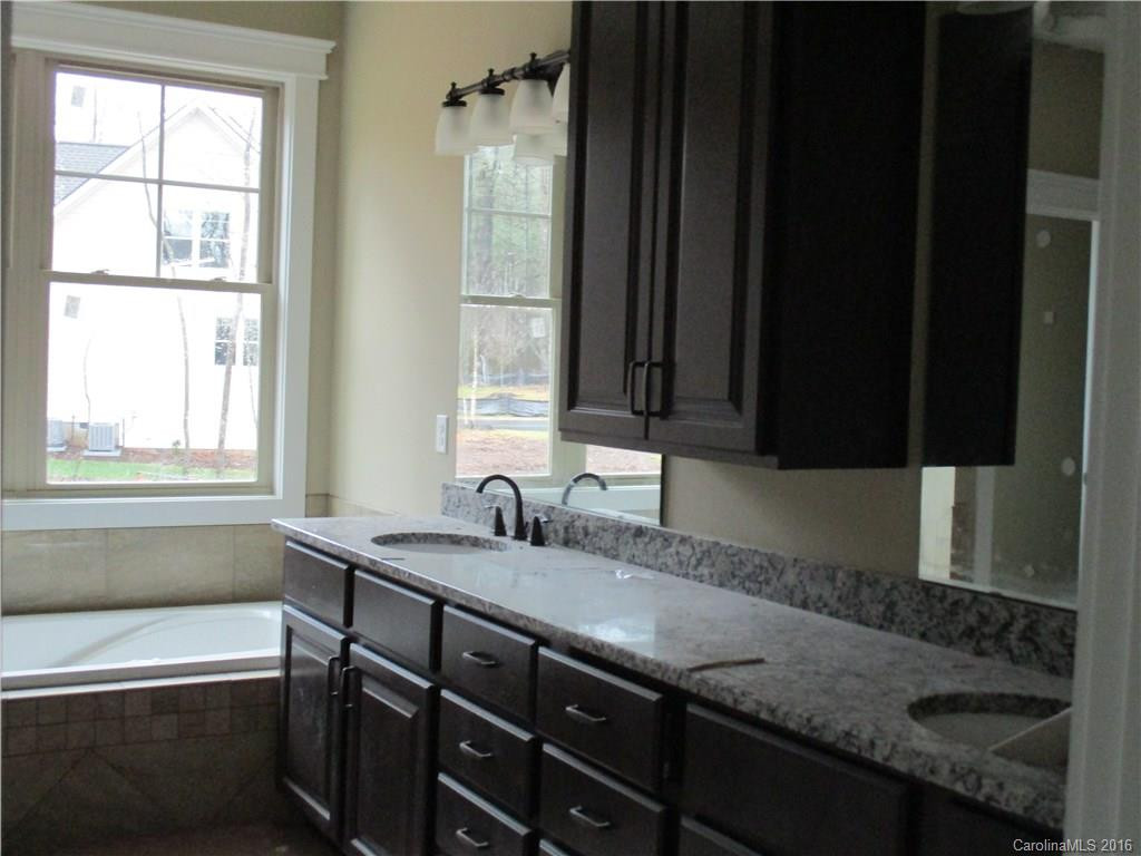 2 Ayr Court - Photo 6