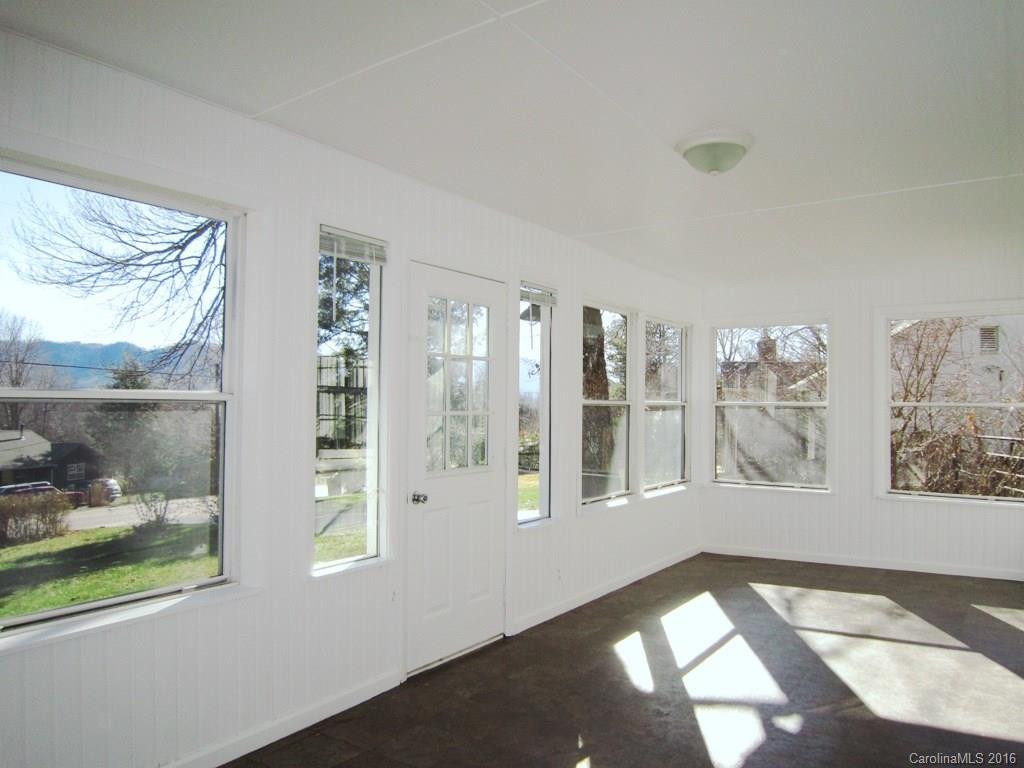 459 Mccoy Cove Road - Photo 2