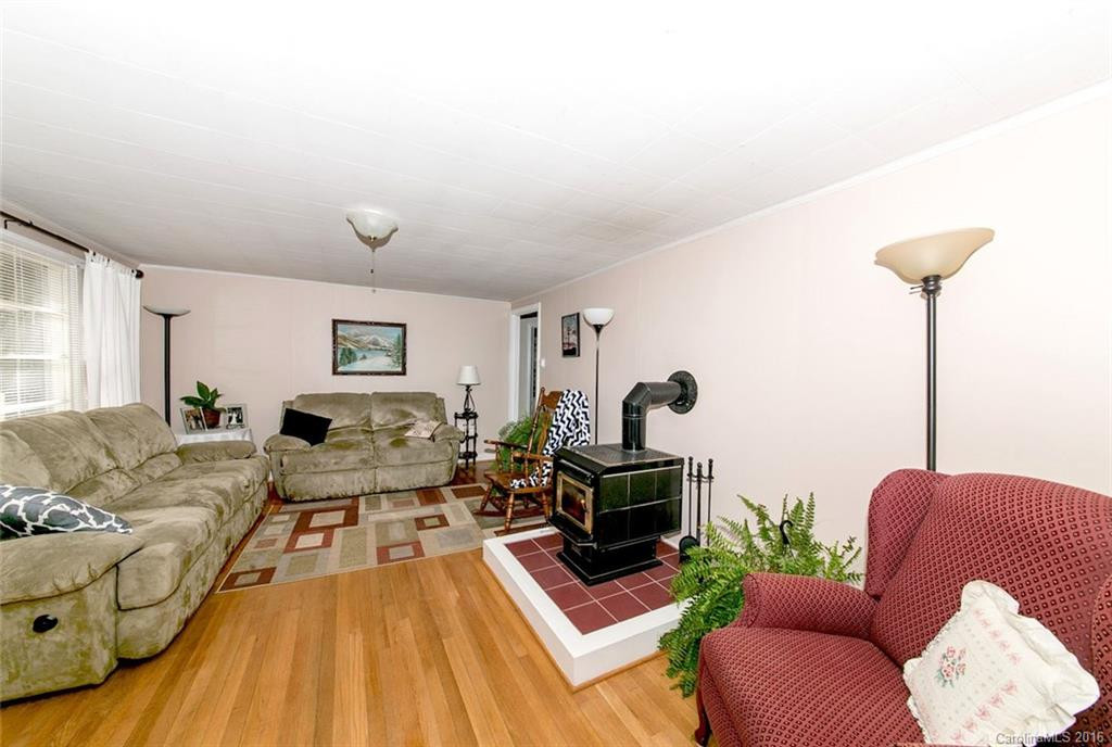 327 Browning Avenue - Photo 6
