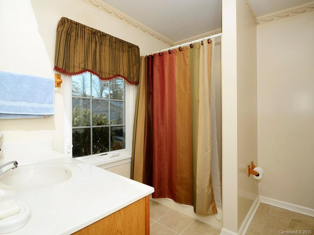 551 Woodfield Lane - Photo 13