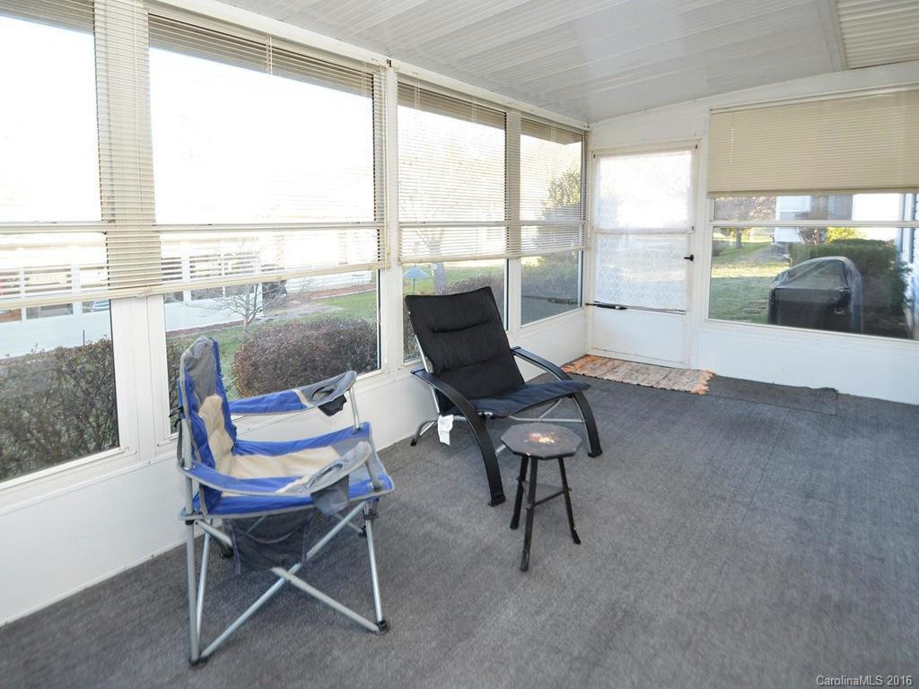 551 Woodfield Lane - Photo 19