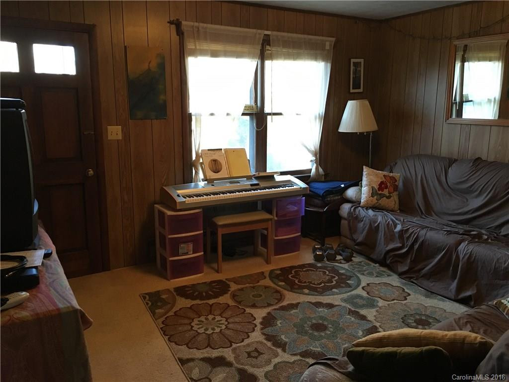 217 Boyd Avenue - Photo 3