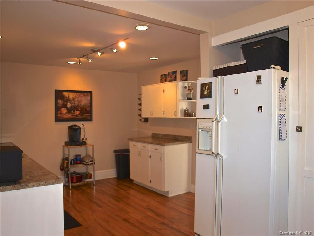173 Hillside Heights - Photo 13