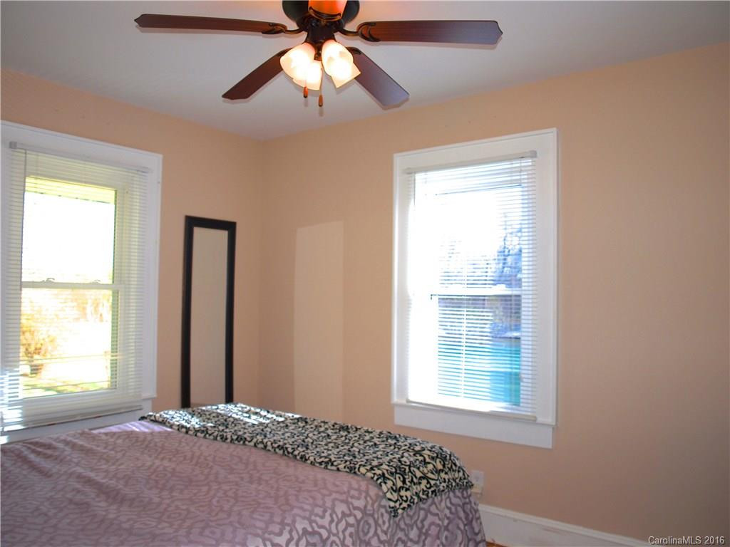 173 Hillside Heights - Photo 4
