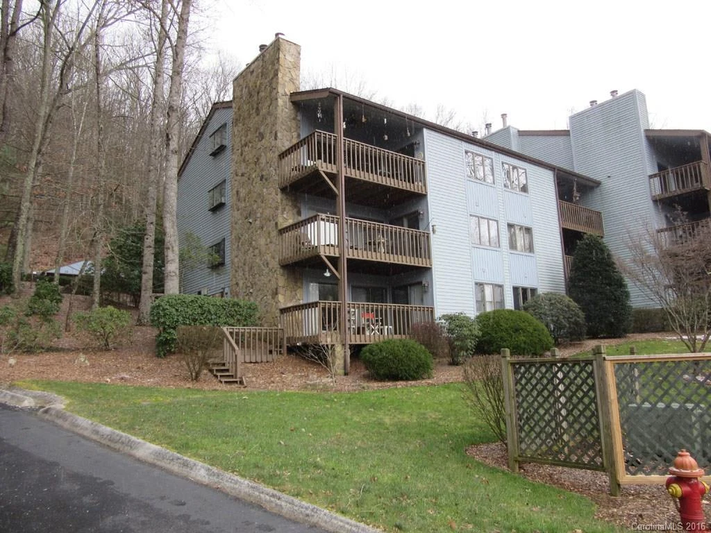 87 Willow Road #A-6