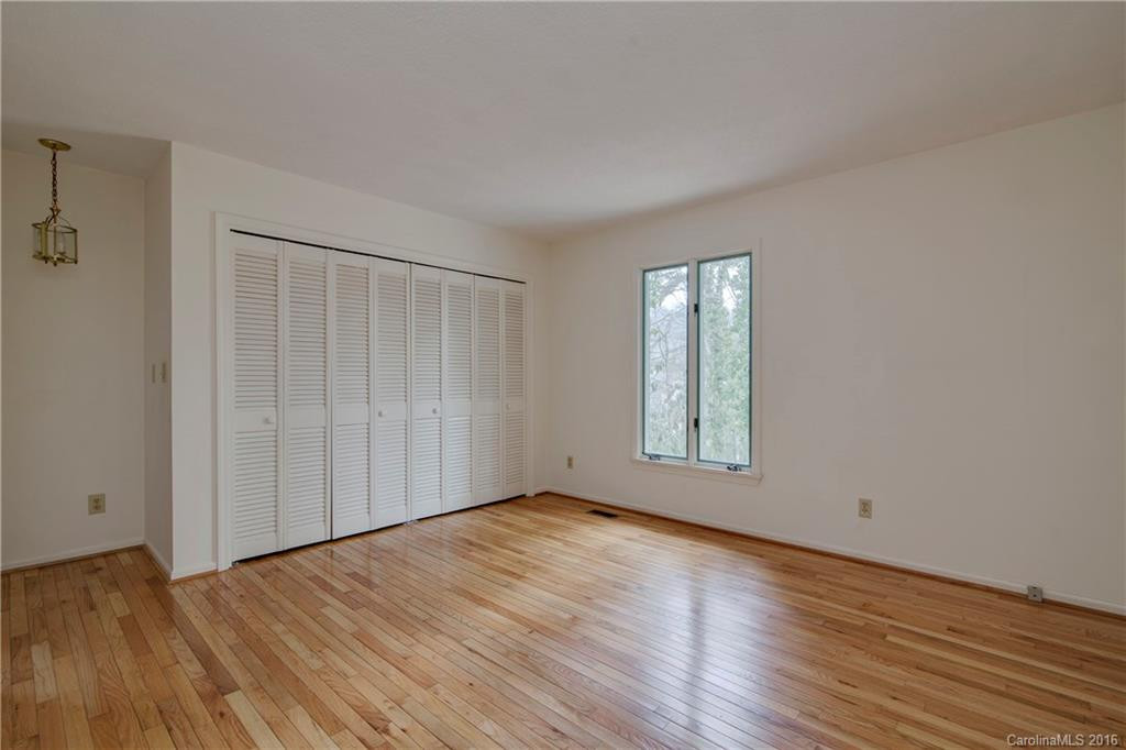 7820 Greenville Highway - Photo 5