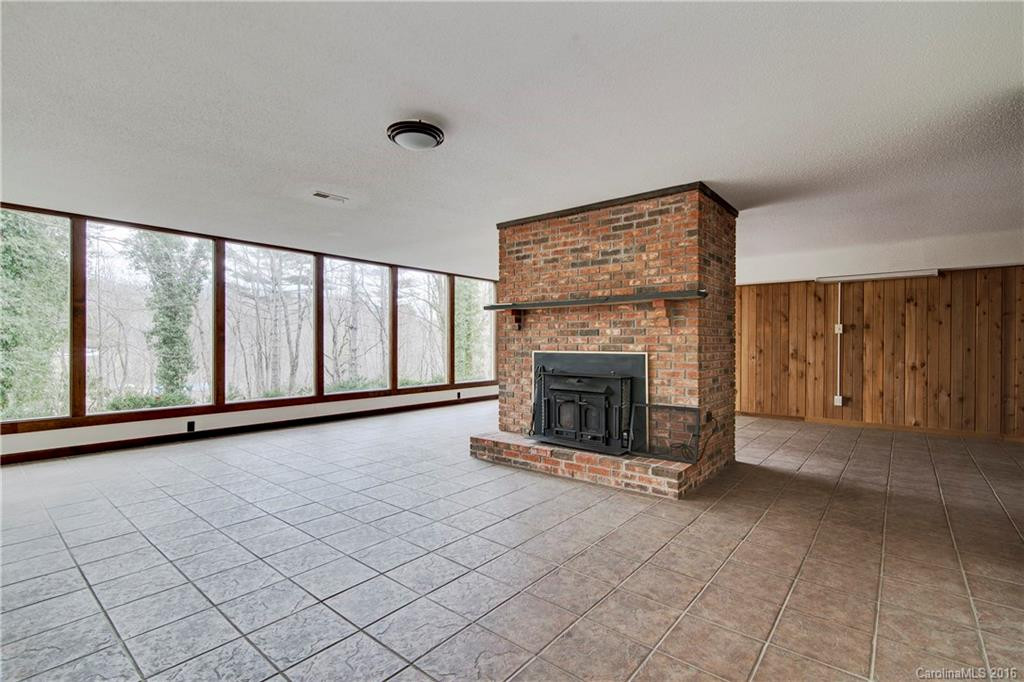 7820 Greenville Highway - Photo 7