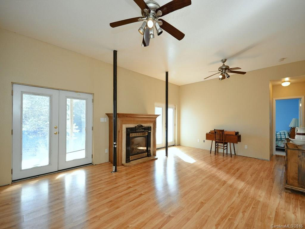 501 Wispy Willow Drive - Photo 17