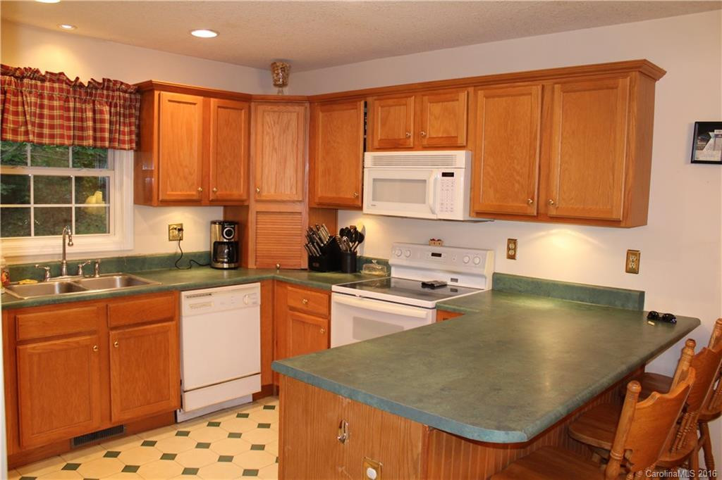 3 Leisure Court #13 - Photo 15