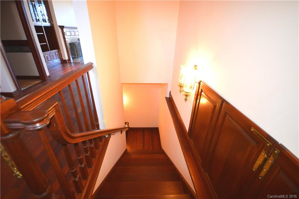 969 Hunting Country Road - Photo 15