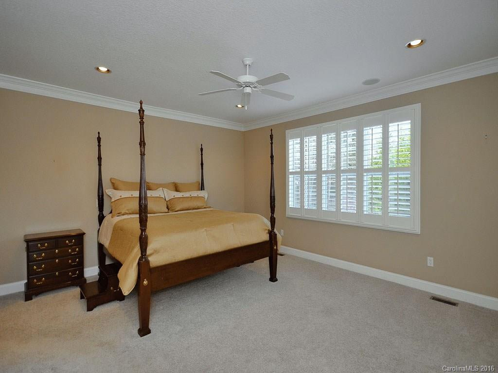 291 Towne Place Drive #291 - Photo 12