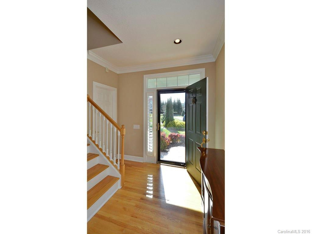 291 Towne Place Drive #291 - Photo 3