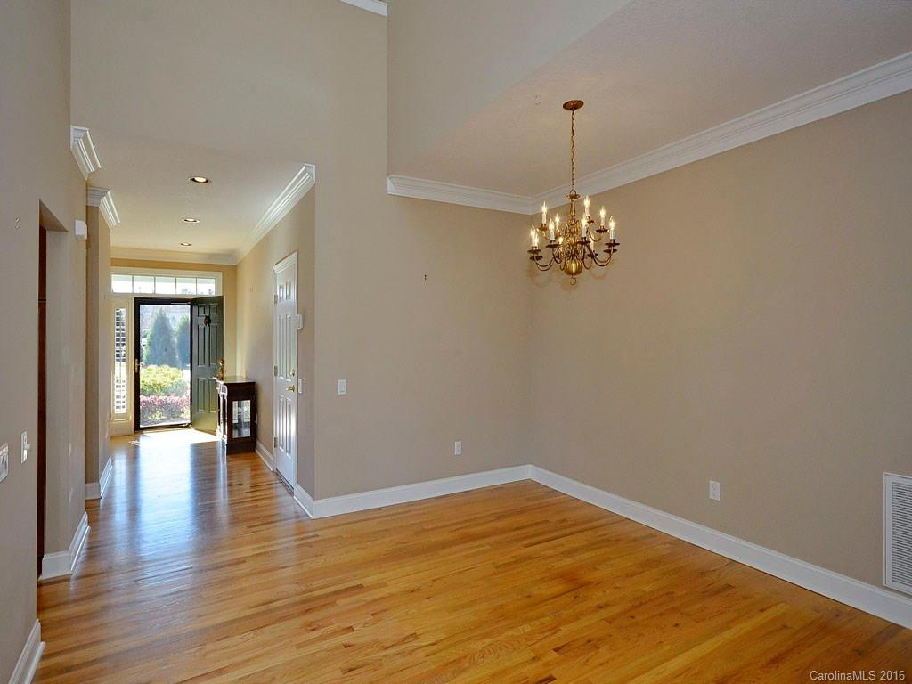 291 Towne Place Drive #291 - Photo 4
