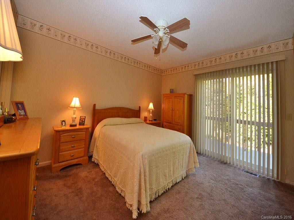 140 Exeter Court #140 - Photo 6