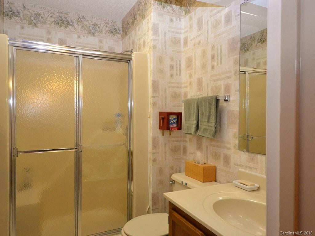 140 Exeter Court #140 - Photo 8