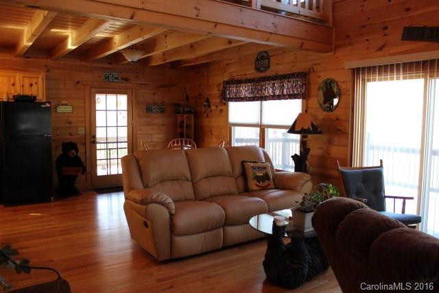 162 Saratoga Drive - Photo 4