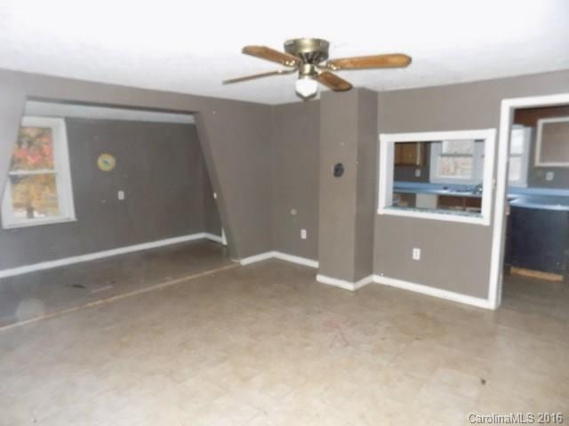 300 Matilda Avenue - Photo 2