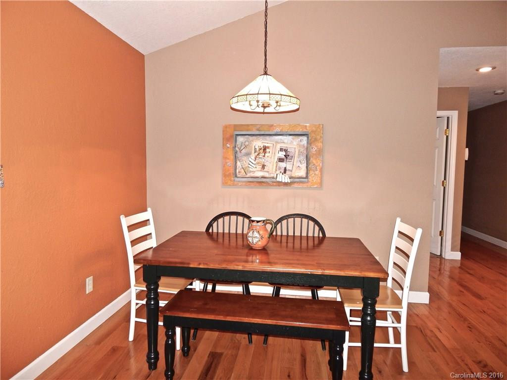 6 Weldon Way #3 - Photo 8