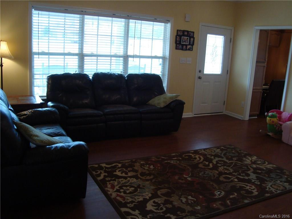 42 Vera Lane - Photo 8