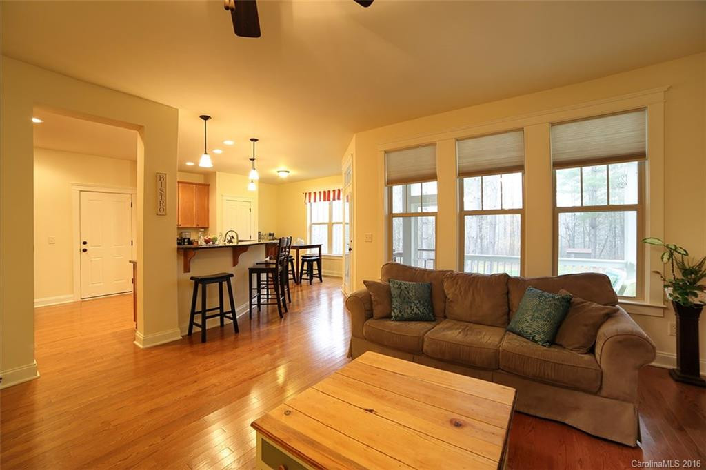 280 Holly Haven Court - Photo 5