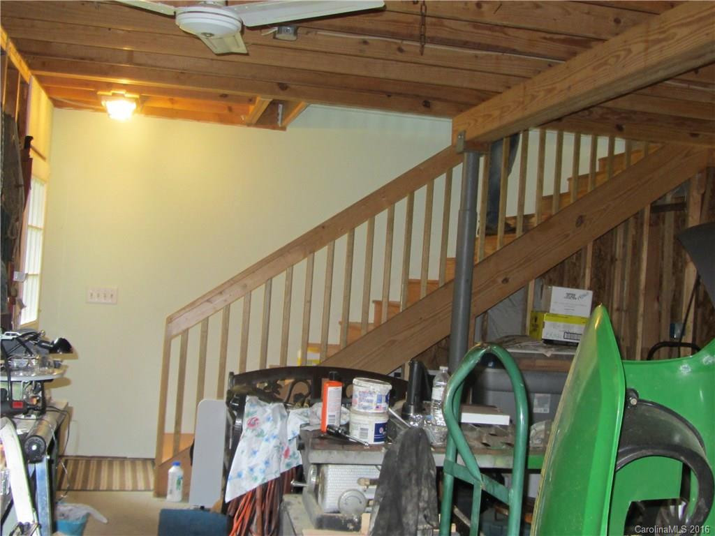 427 Cross Ridge Drive - Photo 13