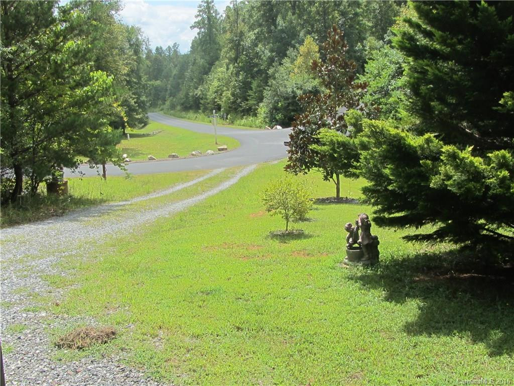 427 Cross Ridge Drive - Photo 4