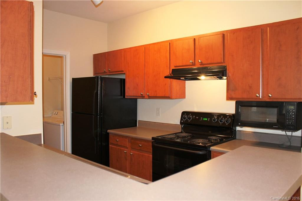 900 Vista Lake Drive #004 - Photo 7