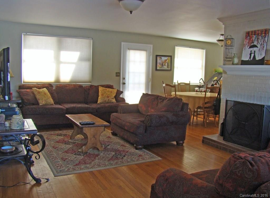 450 Tracy Grove Road - Photo 3