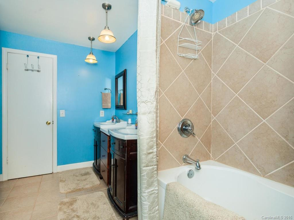 206 Hillandale Drive - Photo 16