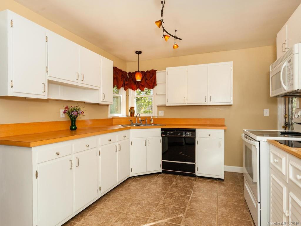 206 Hillandale Drive - Photo 9