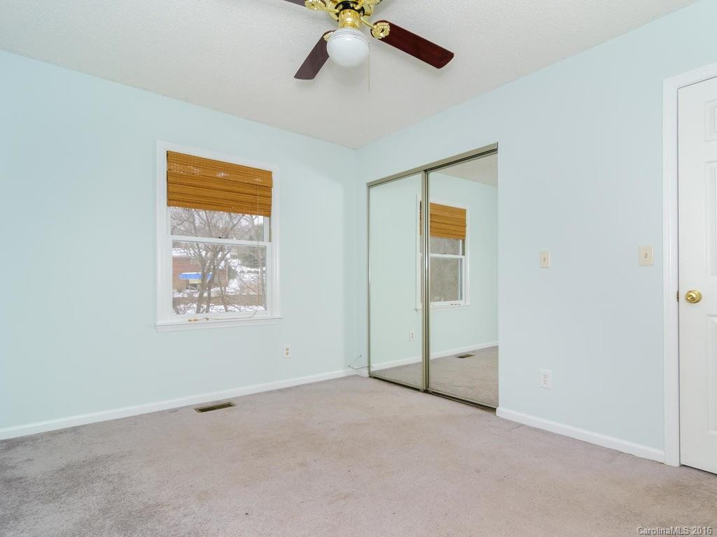 29 Oakwood Road - Photo 11