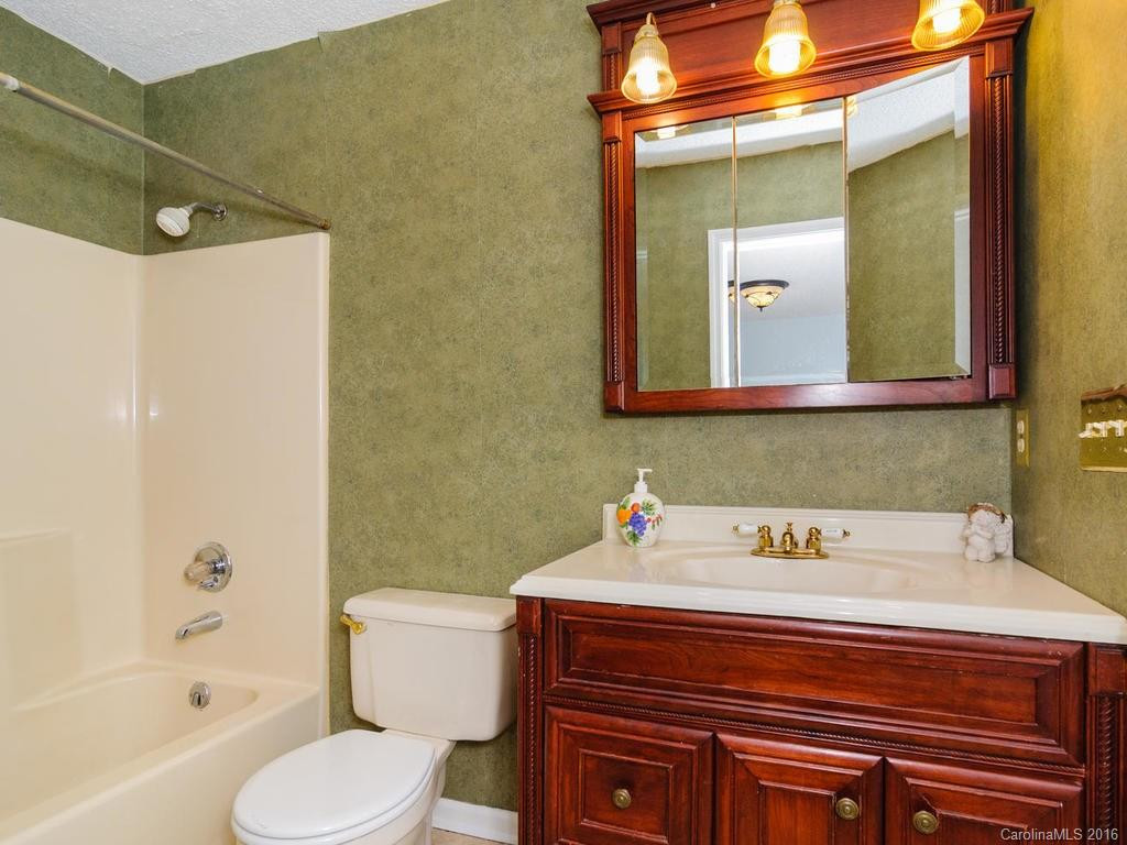 29 Oakwood Road - Photo 7