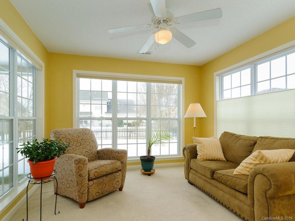 198 Misty Valley Road - Photo 9