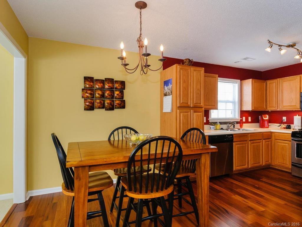 198 Misty Valley Road - Photo 10