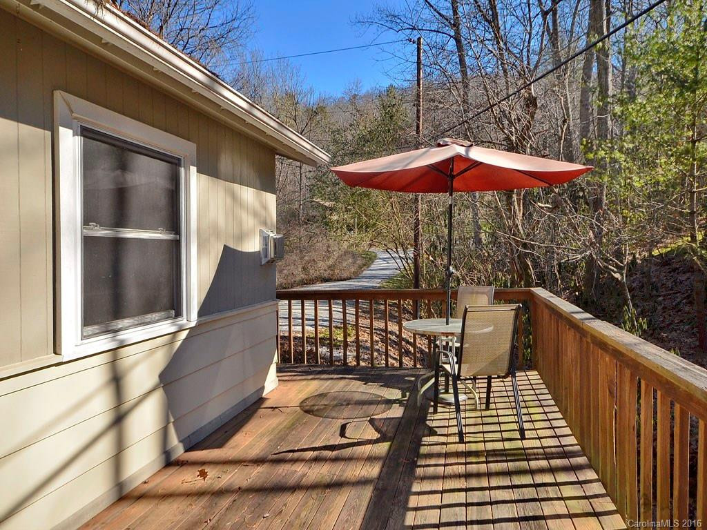 421 Blooming Laurel Drive - Photo 2