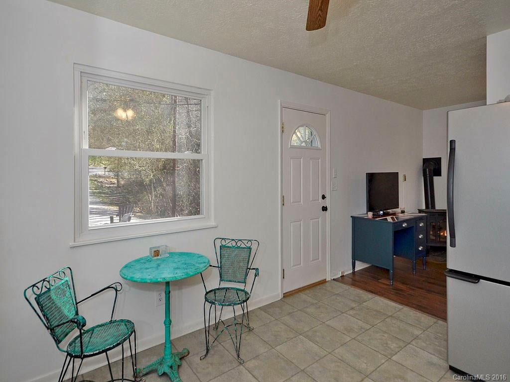 421 Blooming Laurel Drive - Photo 3
