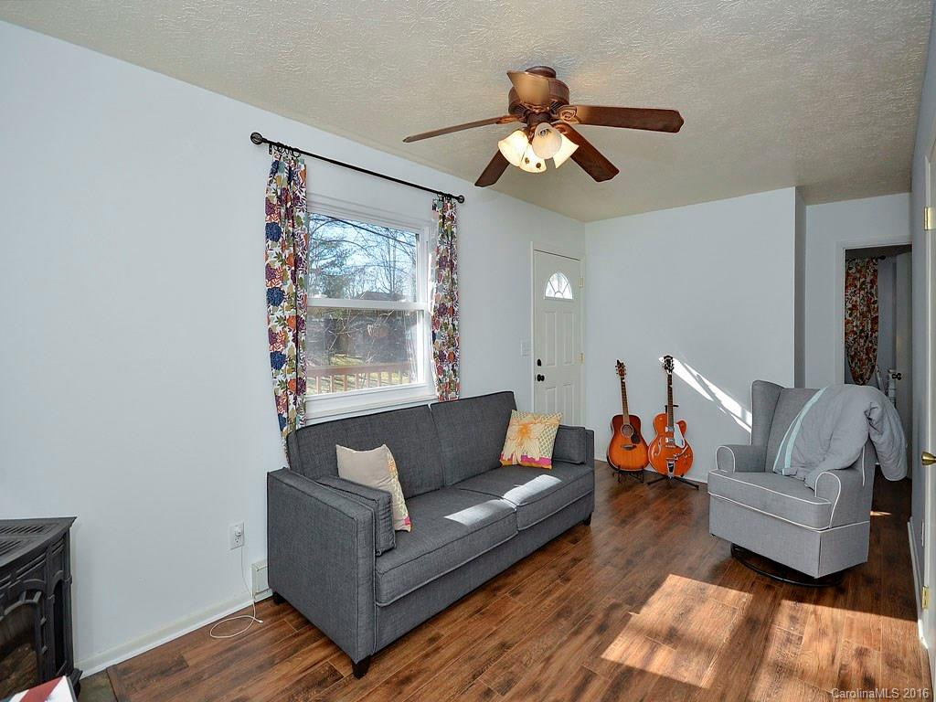 421 Blooming Laurel Drive - Photo 6