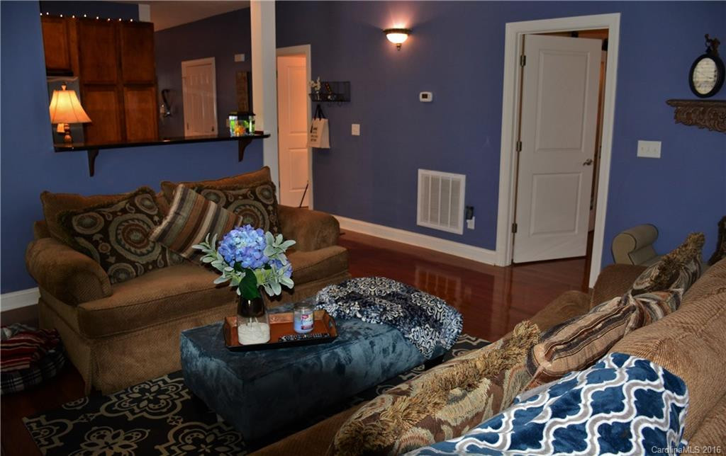 94 Fox Den Drive #104 - Photo 10