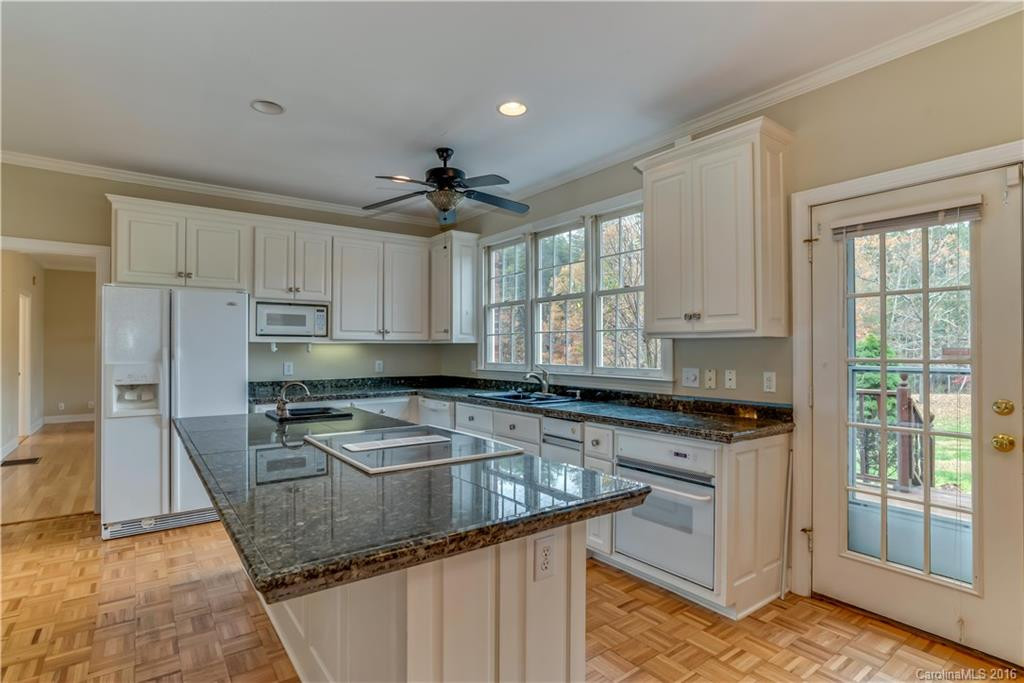 130 Brightmore Circle - Photo 9