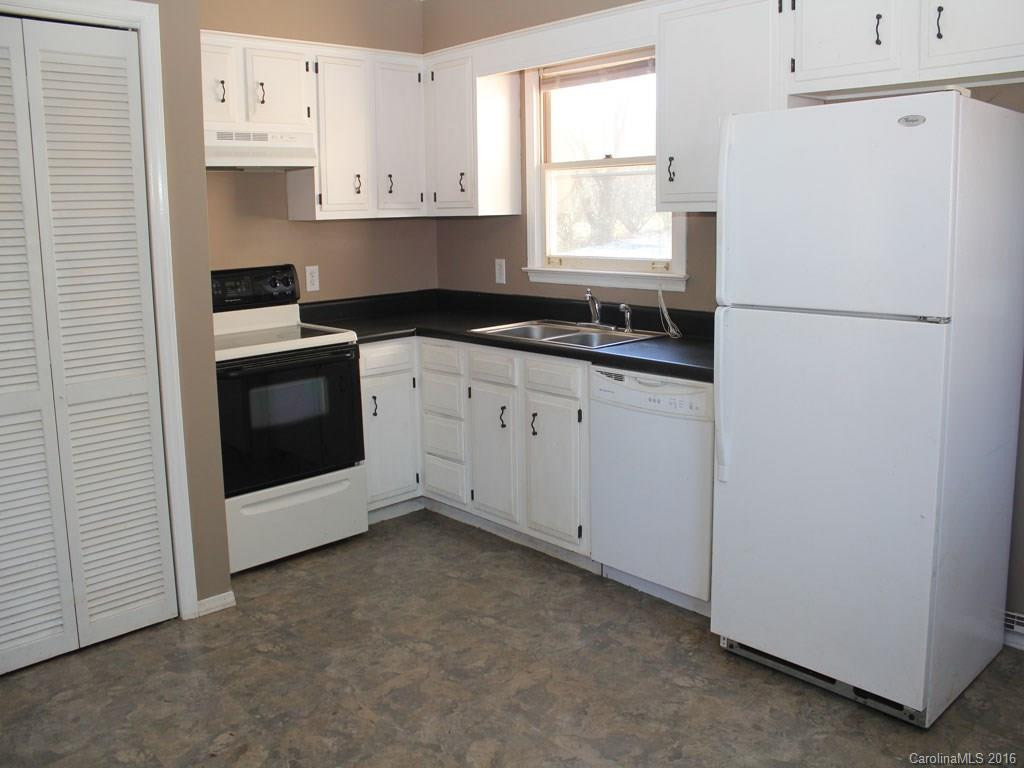70 Silverleaf Drive - Photo 5