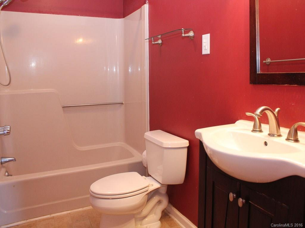 70 Silverleaf Drive - Photo 7