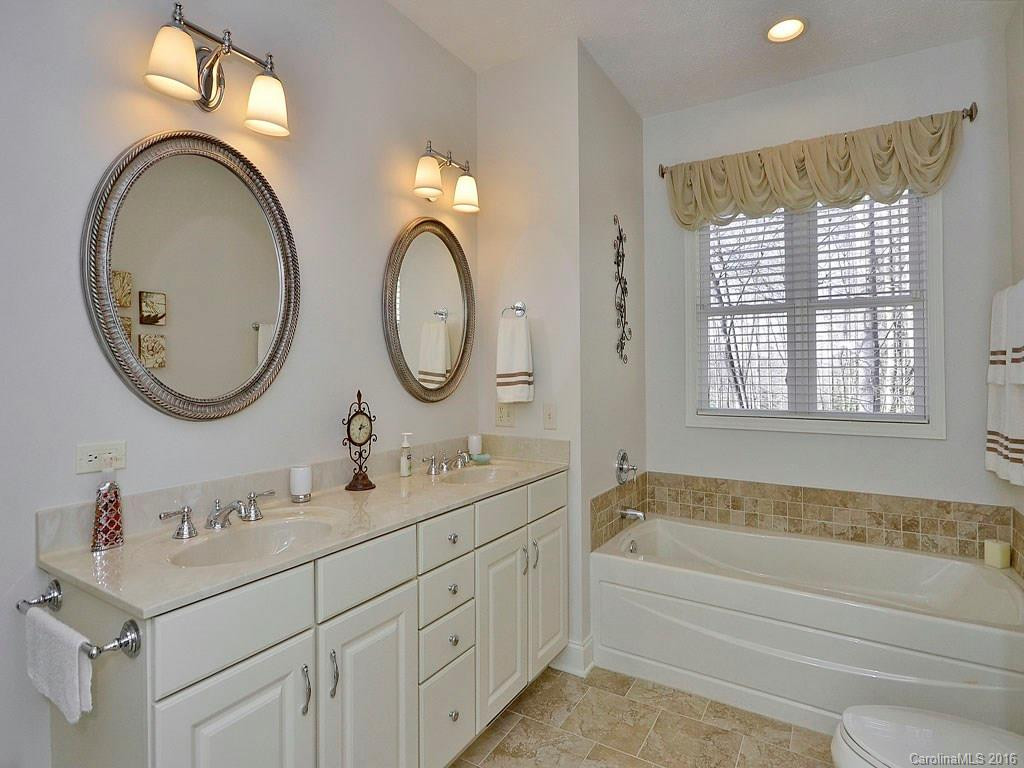 210 Tallyho Lane - Photo 15