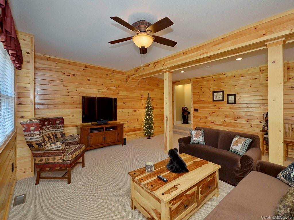 210 Tallyho Lane - Photo 18