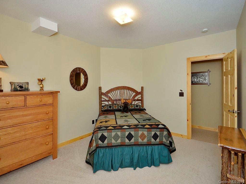 210 Tallyho Lane - Photo 21