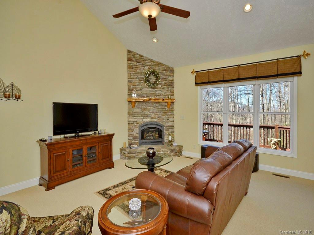 210 Tallyho Lane - Photo 7