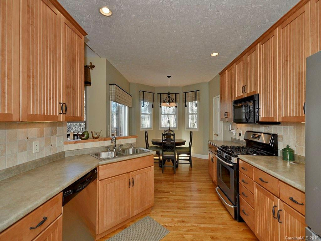 210 Tallyho Lane - Photo 10