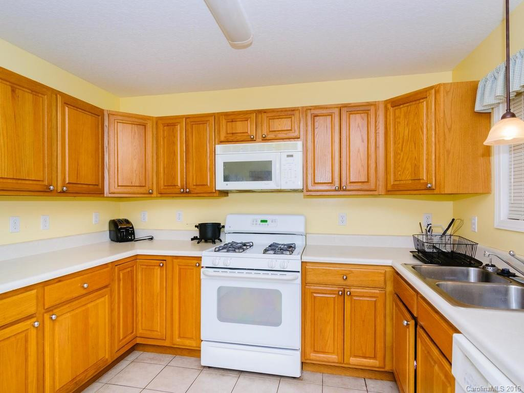 12 Rotunda Circle #106 - Photo 12