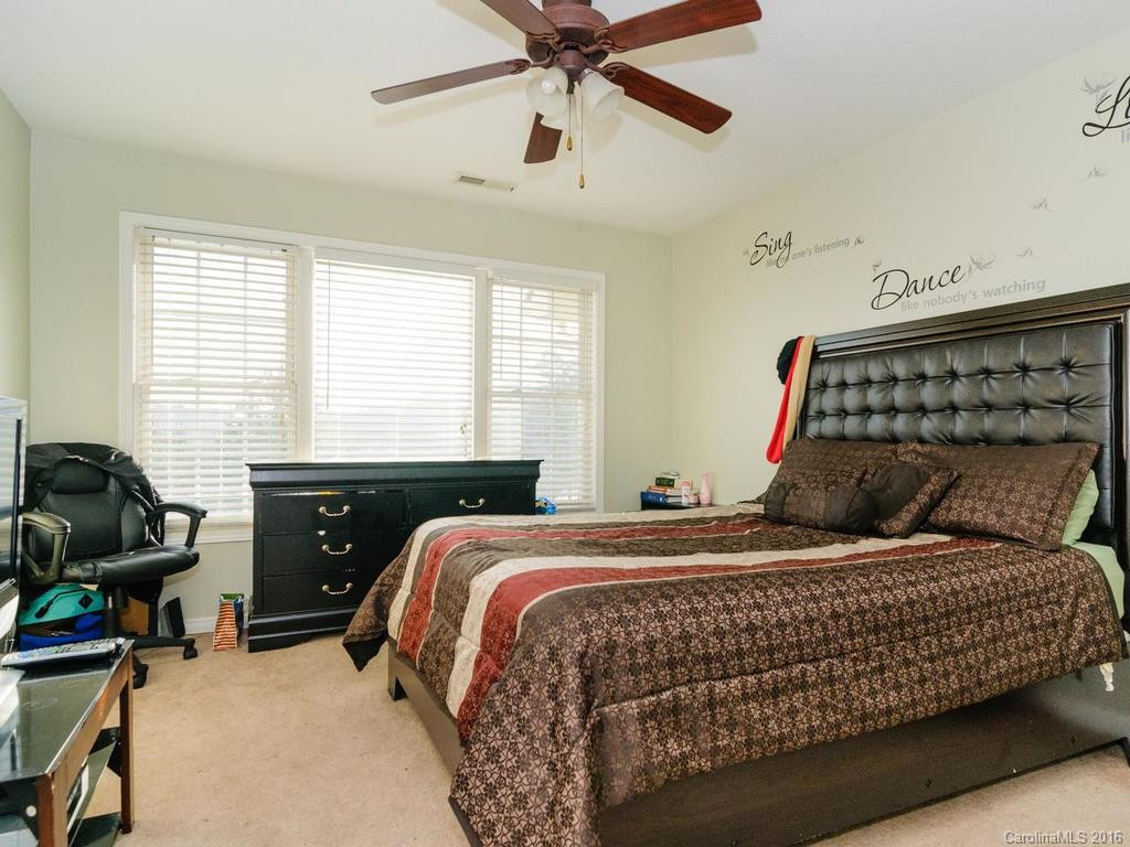 12 Rotunda Circle #106 - Photo 15