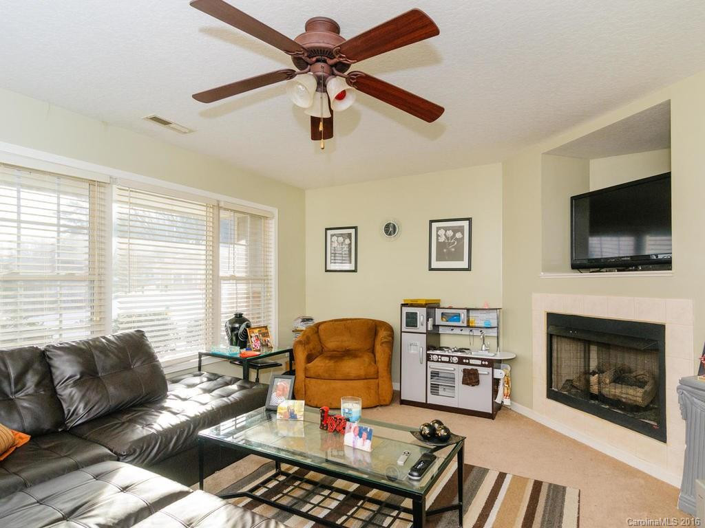 12 Rotunda Circle #106 - Photo 4