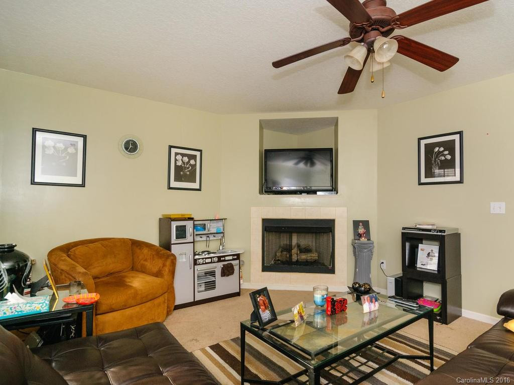 12 Rotunda Circle #106 - Photo 5